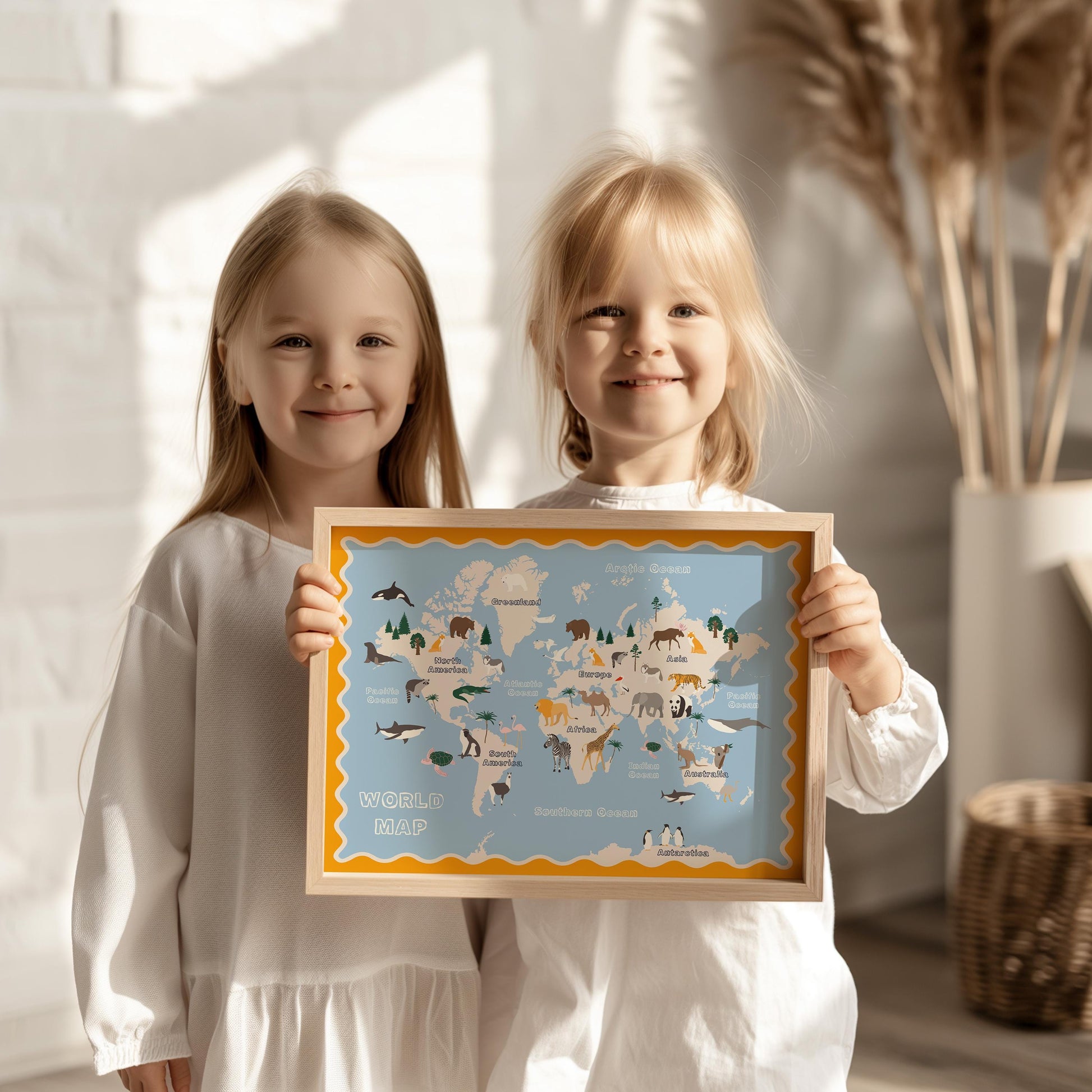Poster Kinderzimmer Weltkarte · Tiere der Welt für Kinder · Lernposter mit Kontinenten & Ozeanen · Pädagogische Deko · Print ohne Rahmen-2