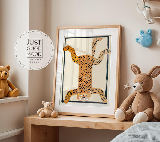 Poster Kinderzimmer Tier · Gepunkteter Leopard Kopfstand · Lustiges Wandbild im Retro Look · Wilde Tierdeko für Kinder · ohne Rahmen-0